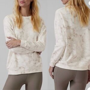 🤍 Athleta Balance Chakra Crewneck Sweatshirt Floral Print White Pullover
